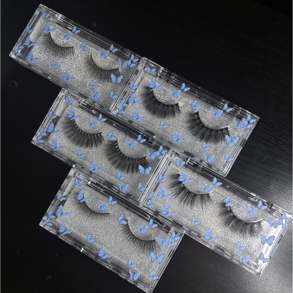 Set of 5 sealed mink lashes by SkyLux Lashes